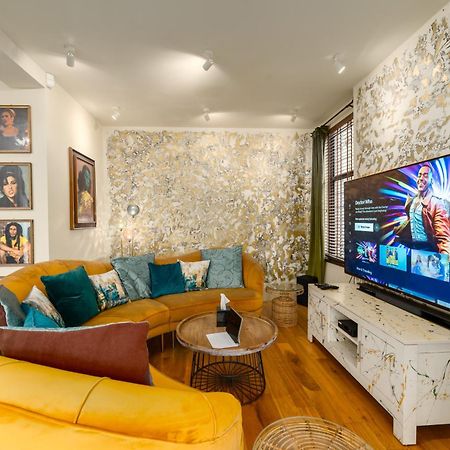 City Retreat, Spacious 4 Bed House, Games Room, Parking, Hot Tub & Bbq Κάρντιφ Εξωτερικό φωτογραφία