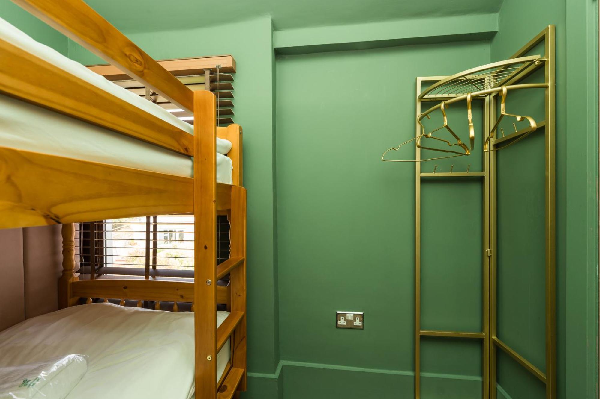 City Retreat, Spacious 4 Bed House, Games Room, Parking, Hot Tub & Bbq Κάρντιφ Εξωτερικό φωτογραφία