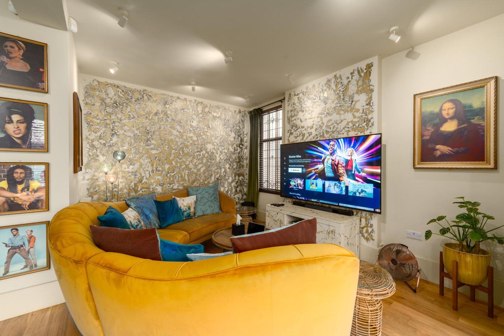 City Retreat, Spacious 4 Bed House, Games Room, Parking, Hot Tub & Bbq Κάρντιφ Εξωτερικό φωτογραφία